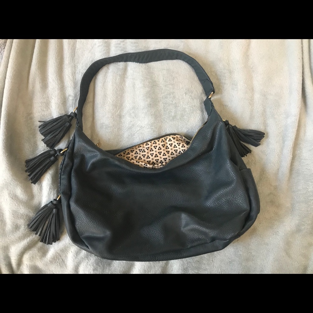Ecote tassel bag